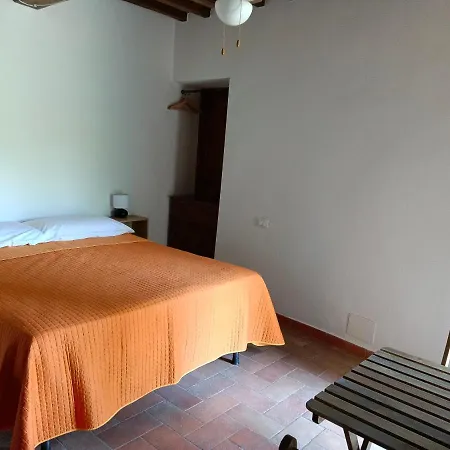 Pensión Podere I Laghi 3*